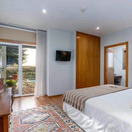 Πανσιόν Casa Avo Chiquinha 4*