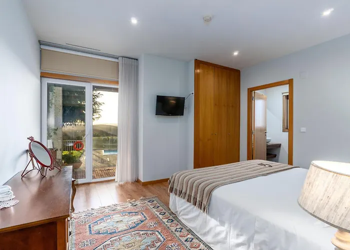 Guest house Casa Avo Chiquinha 4*